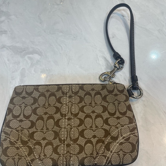 Coach Brown Monogram Canvas Hobo Bag with wristlet - Picture 3 of 13